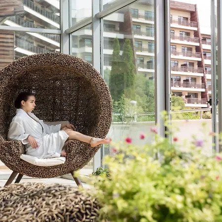 Hotel Flamingo Grand &