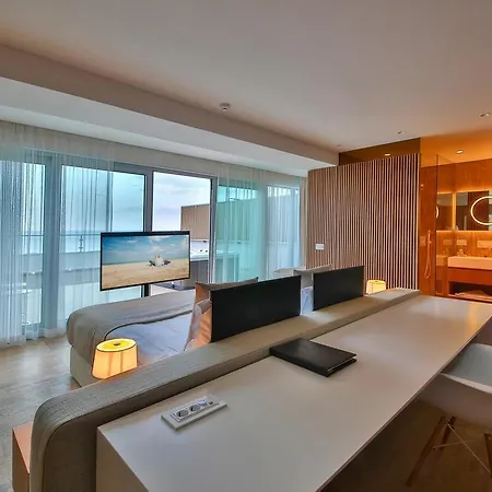 Hotel Flamingo Grand &