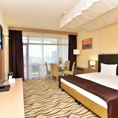 Flamingo Grand & Otel 5*