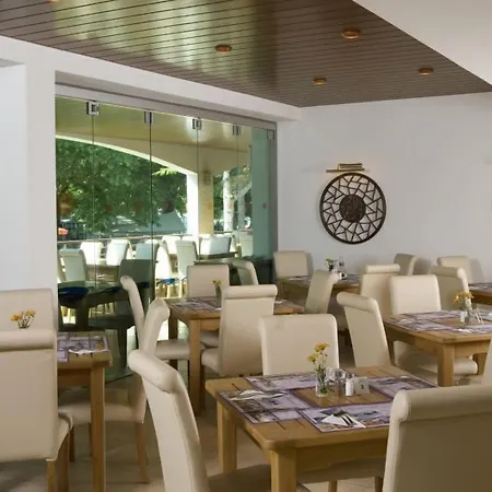 Flamingo Grand & Otel