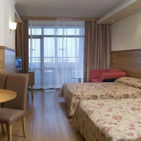 Otel Flamingo Grand & 5*