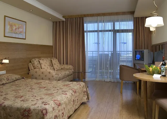 Хотел фламинго гранд хотел&спа 5*